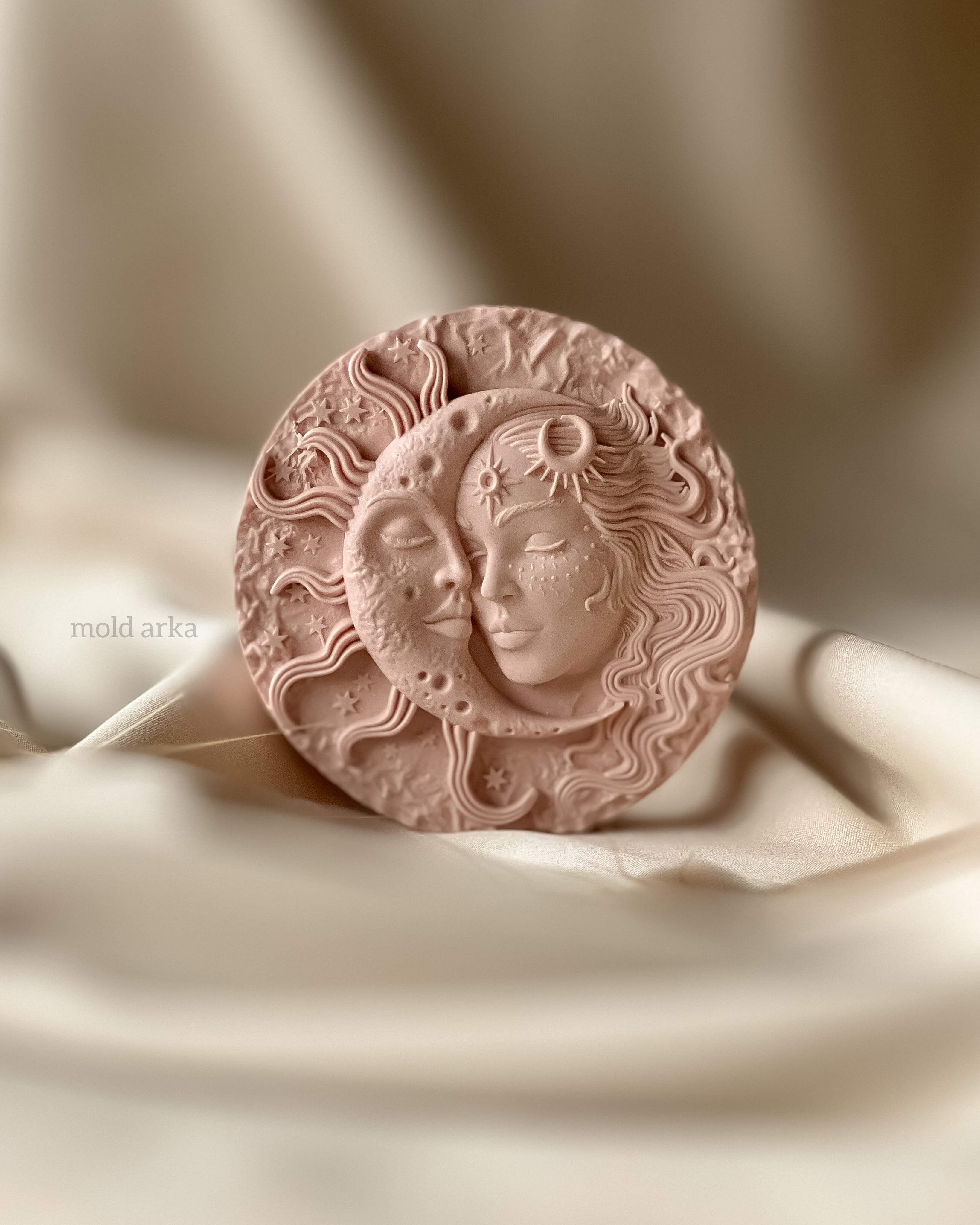 قالب سیلیکونی سکه ماه و خورشید